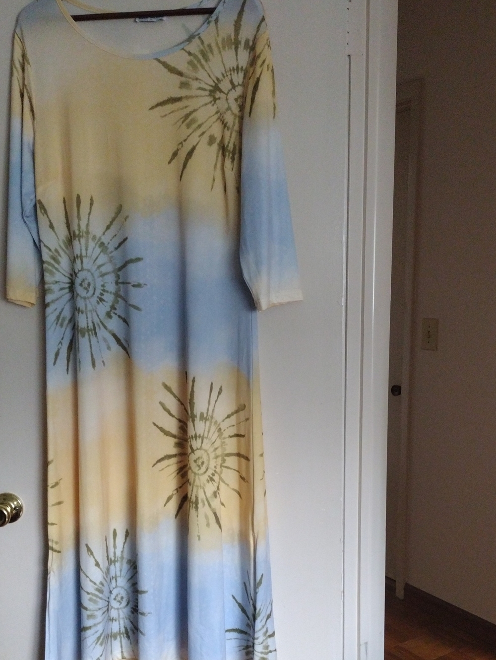 Sunburst Print Maxi Dress in Blue, Yellow & Olive